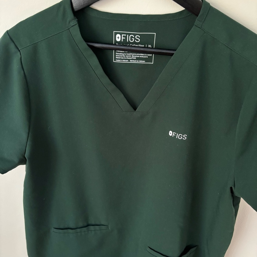 FIGS Rare Technical Collection Casma Scrub Top British Racing Green VNeck W’s XL - Picture 3 of 8